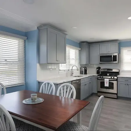 Island Time- Beautifully Renovated Bay View Home Seaside Heights Exterior photo